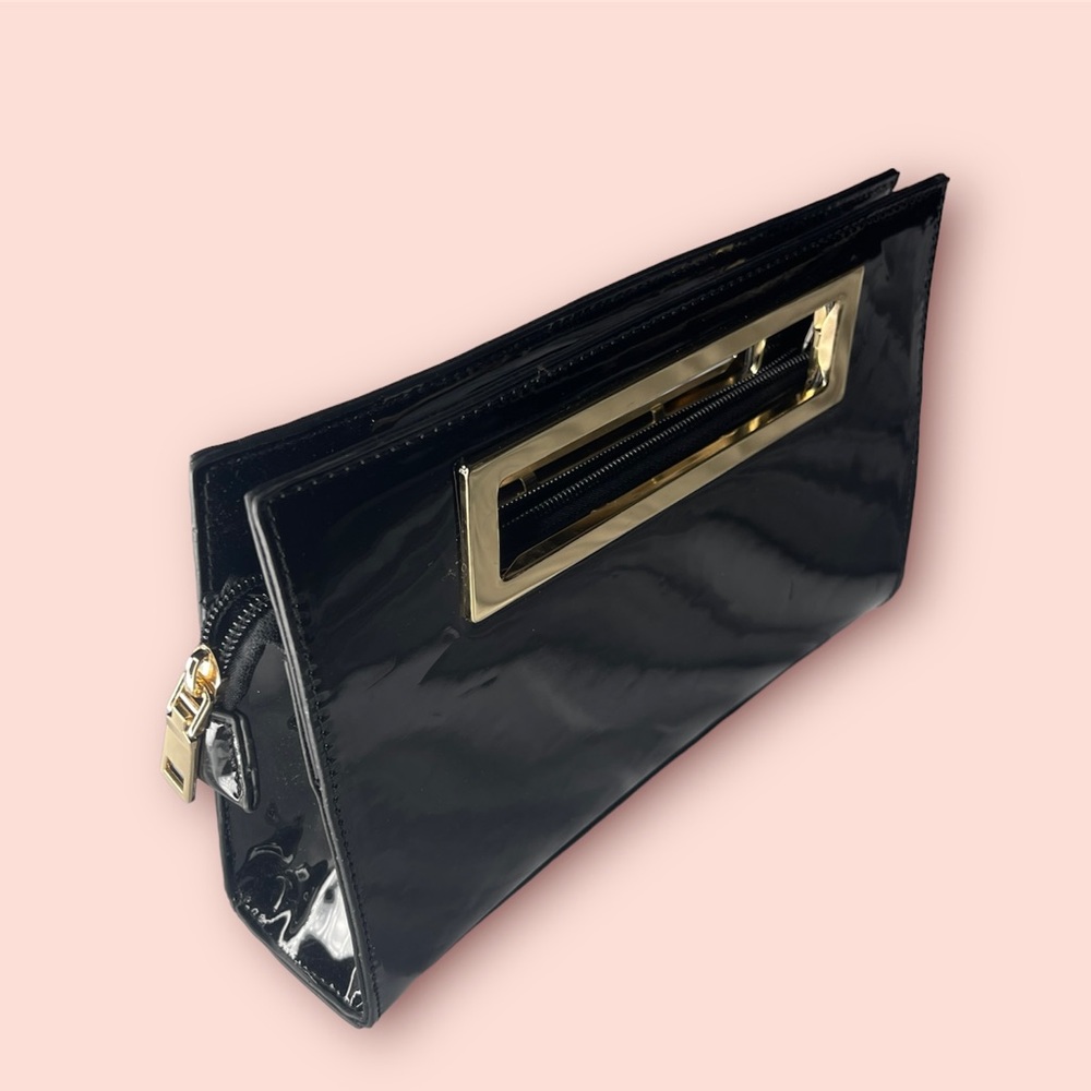 Black going out bag
